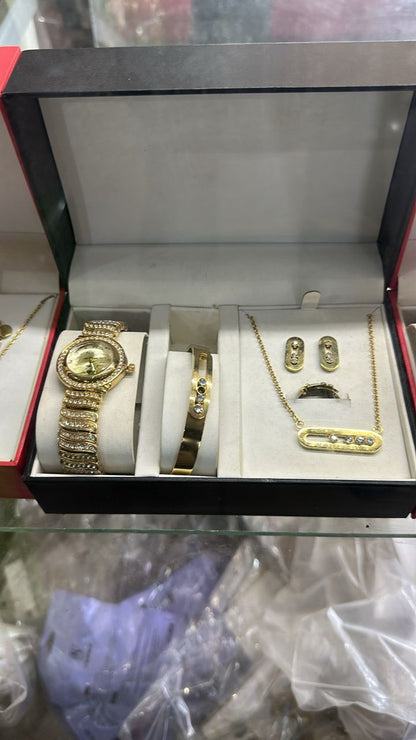 💎 Coffret Cadeau Bijoux 6-en-1 Femme – Élégance et Distinction