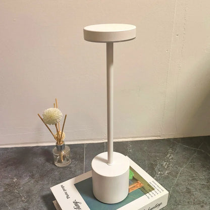 Lampe de Table LED Rétro: Illuminez Votre Espace avec Élégance