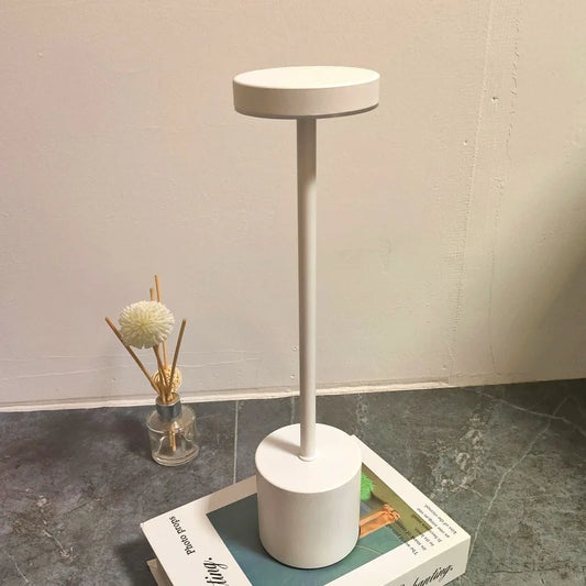 Lampe de Table LED Rétro: Illuminez Votre Espace avec Élégance
